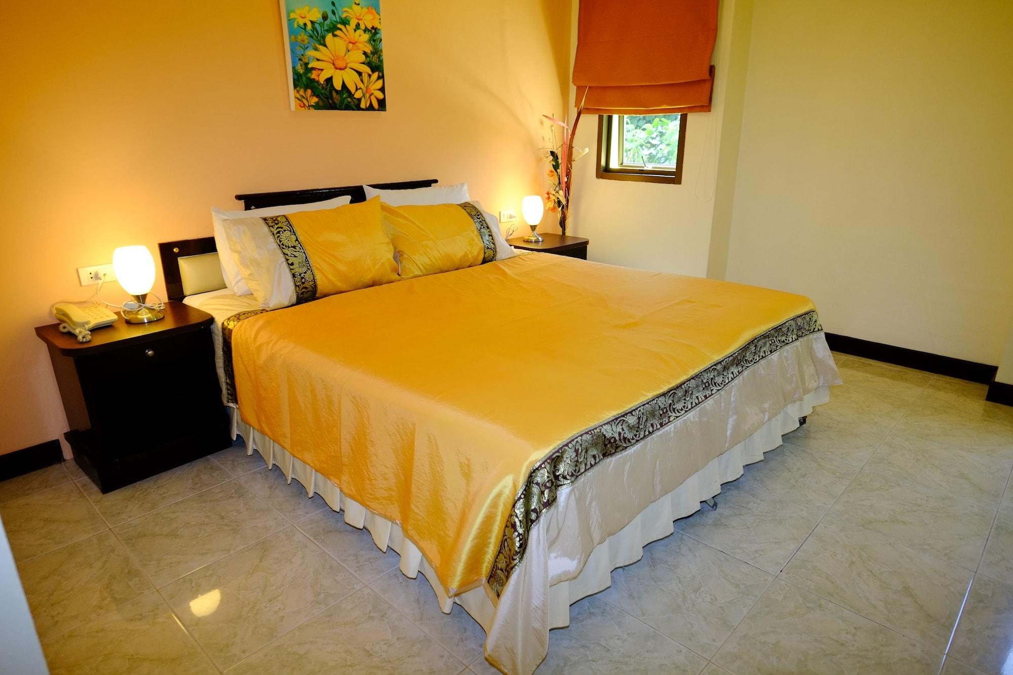 Adonis Guest House Patong Luaran gambar