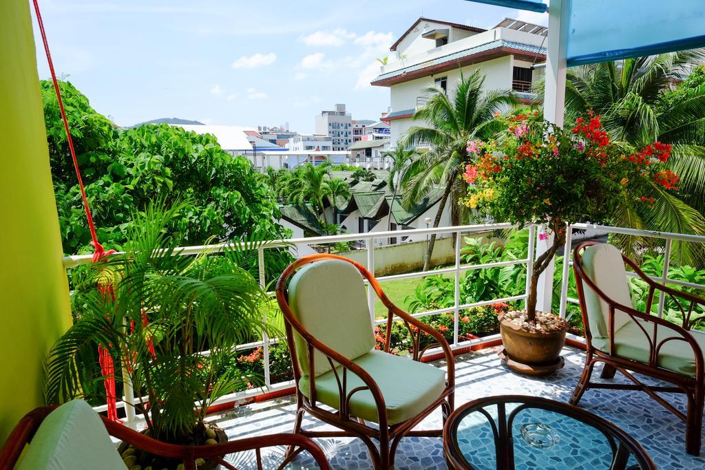 Adonis Guest House Patong Luaran gambar