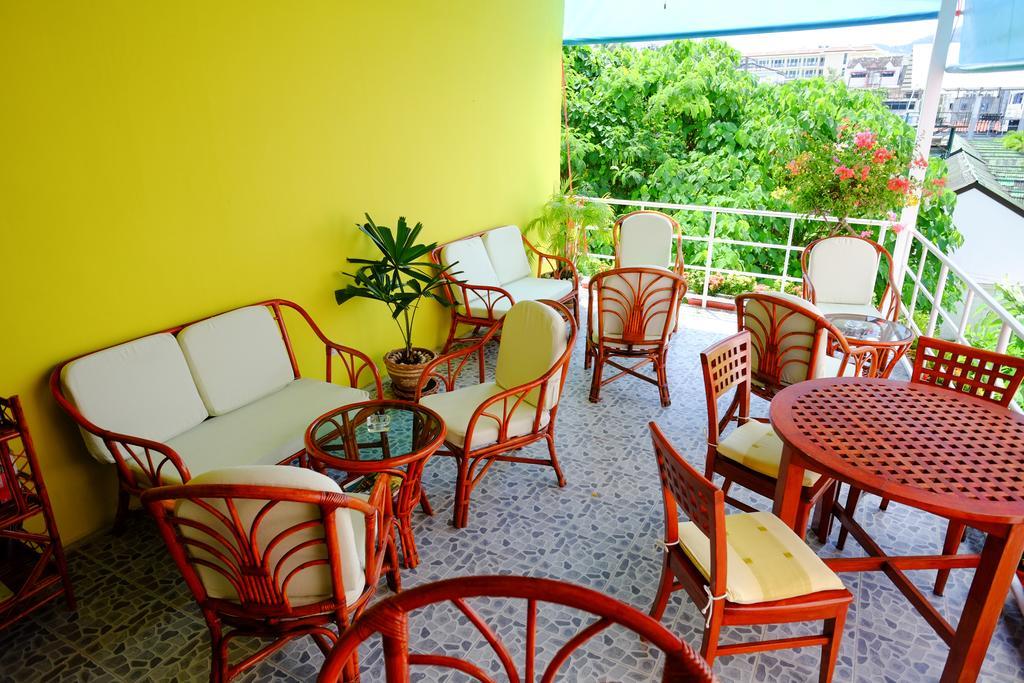 Adonis Guest House Patong Luaran gambar